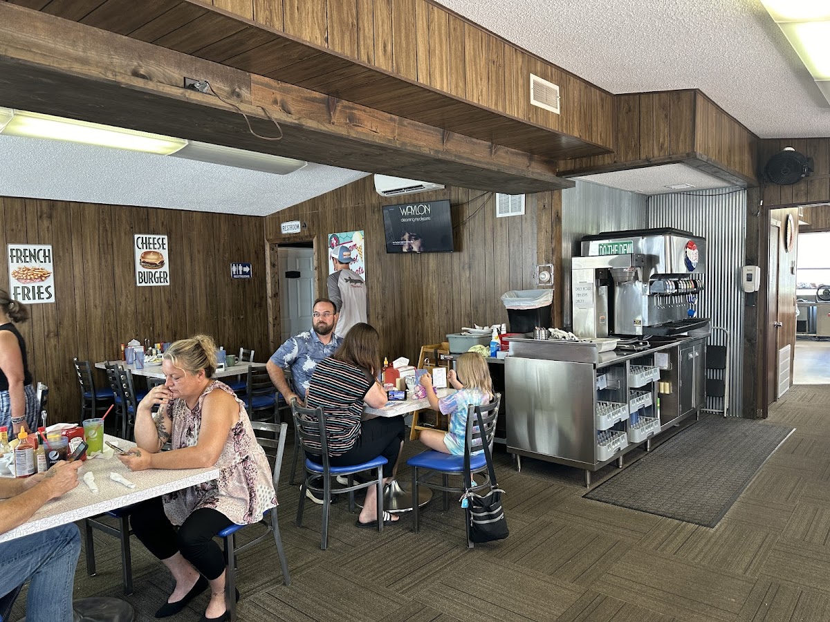 Beanies Diner Photos 2